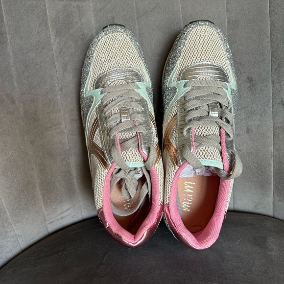 Mi.iM Miumiu Silver Glitter Sneaker - Picture 8 of 11